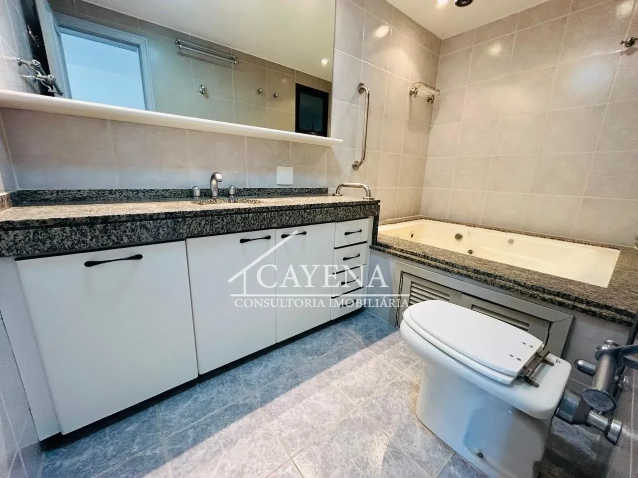 Apartment with 247 m², 3 bedrooms and 4 bathrooms — photo 3