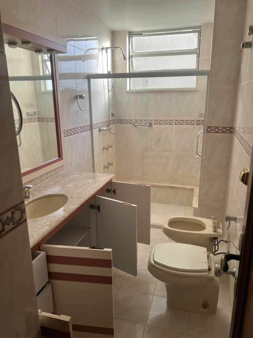 Apartamento para alugar mobiliado com 3 quartos e 2 banheiros — photo 17