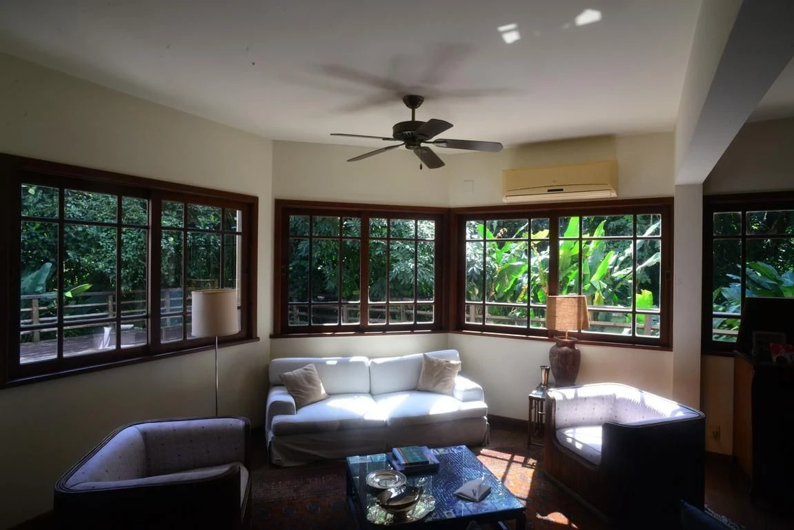 Casa mobiliada com 6 quartos e 5 suítes, com jardim — photo 7