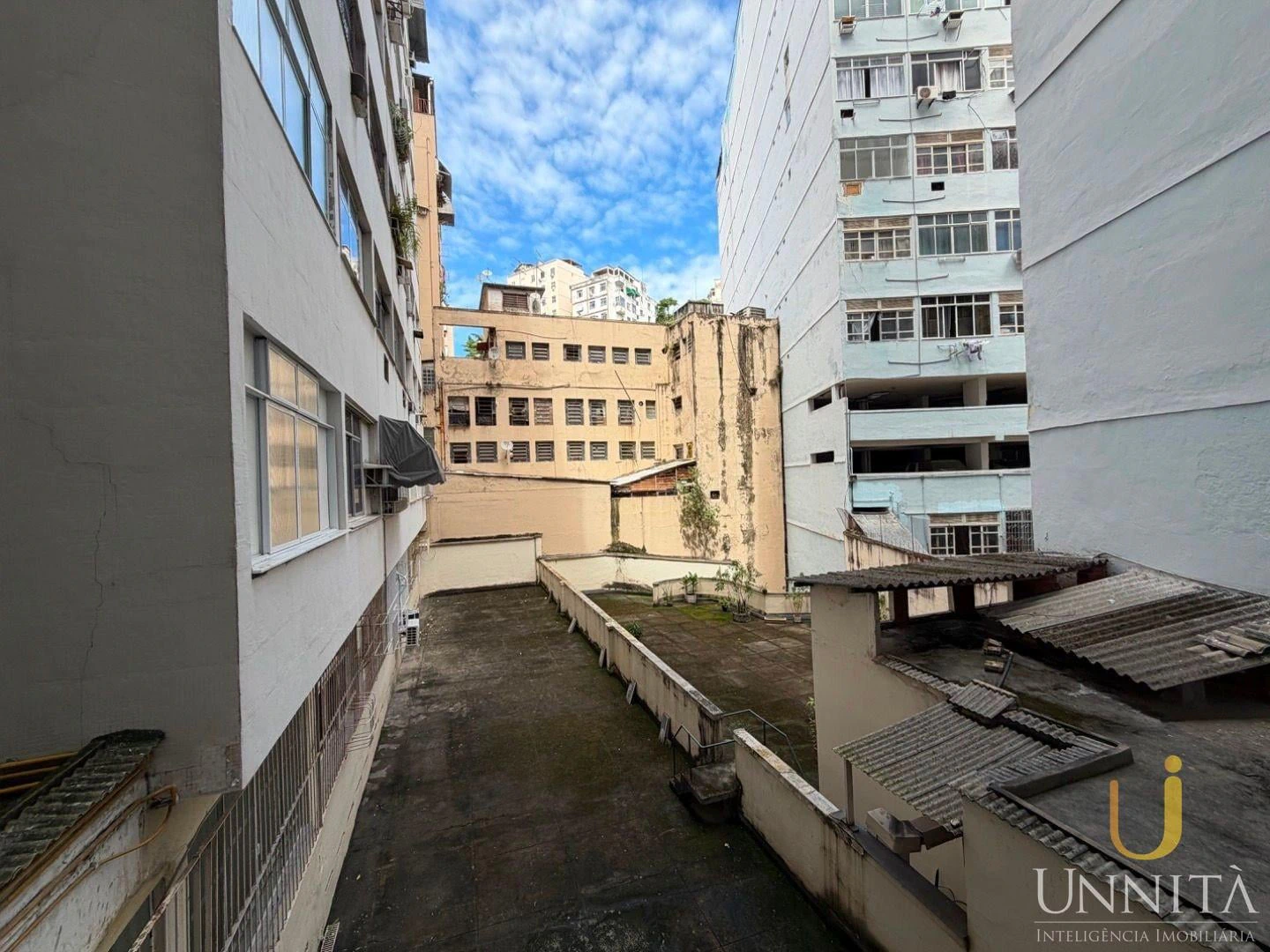 Apartamento de 2 quartos em condomínio com piscina — photo 10