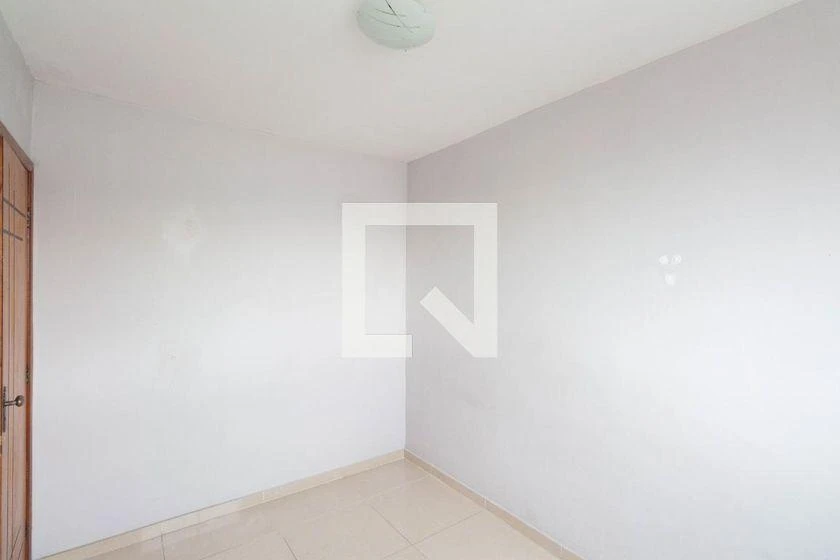 Departamento de 2 dormitorios con balcón cerrado con vidrio — photo 25