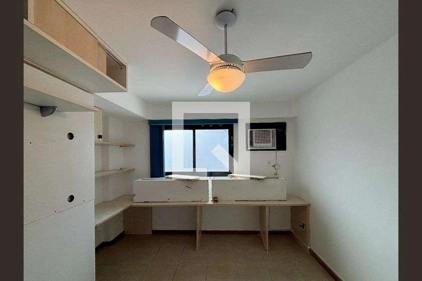 111 m² rental apartment with 3 bedrooms and 2 parking spots — photo 23