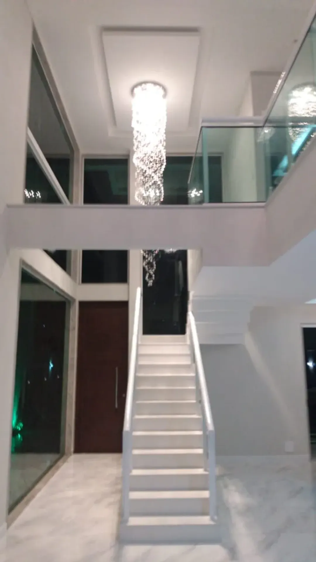 Furnished house with 4 suites and 5 bathrooms, 434 m² — photo 6