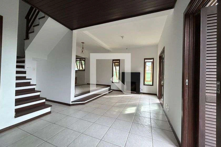 House for rent with 5 bedrooms and a private garden — photo 3