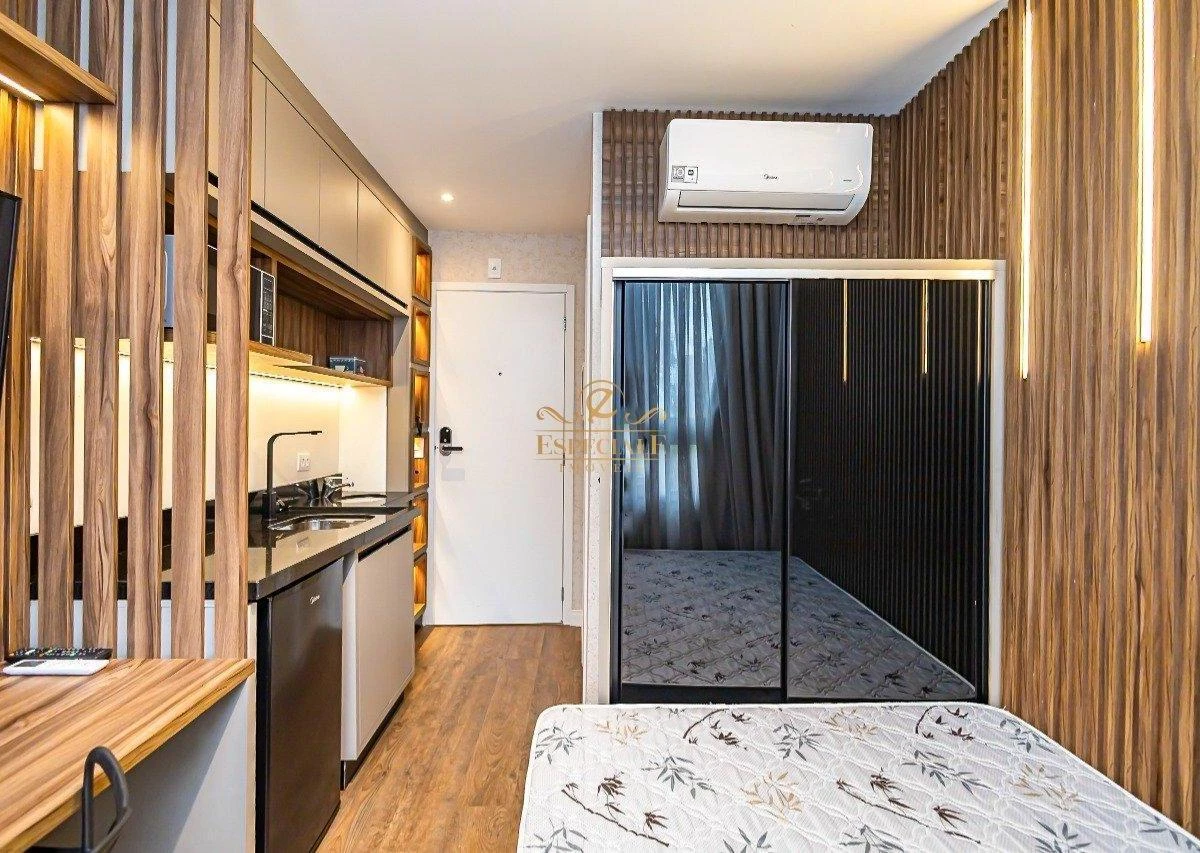 Furnished apartment, 14 m², with floor-to-ceiling windows — photo 9