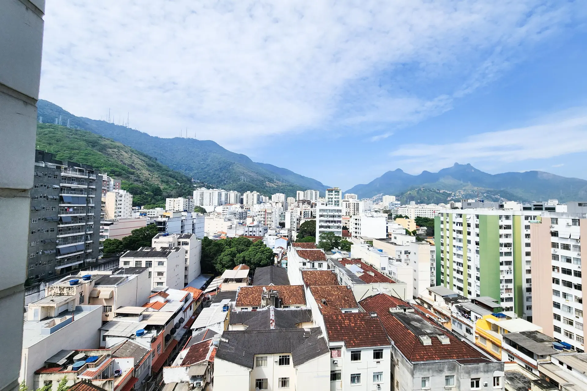 Apartamento mobiliado, 95 m², com vista para as montanhas — photo 2