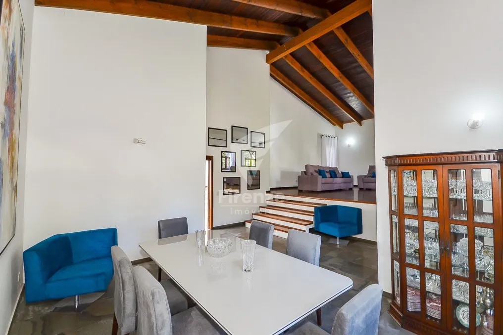 424 m² house with 3 en-suite bedrooms and 4 parking spots — photo 15