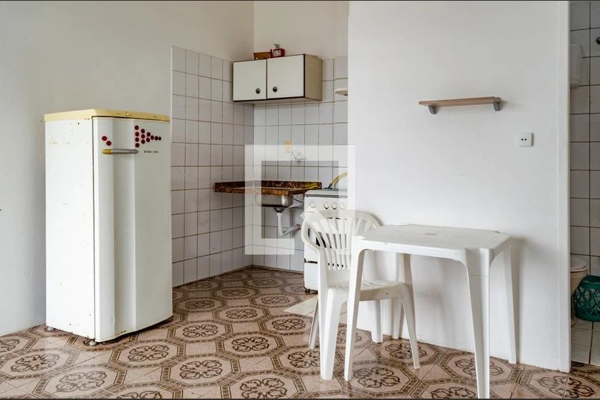 Furnished studio for rent with 1 bedroom and 1 bathroom — photo 5