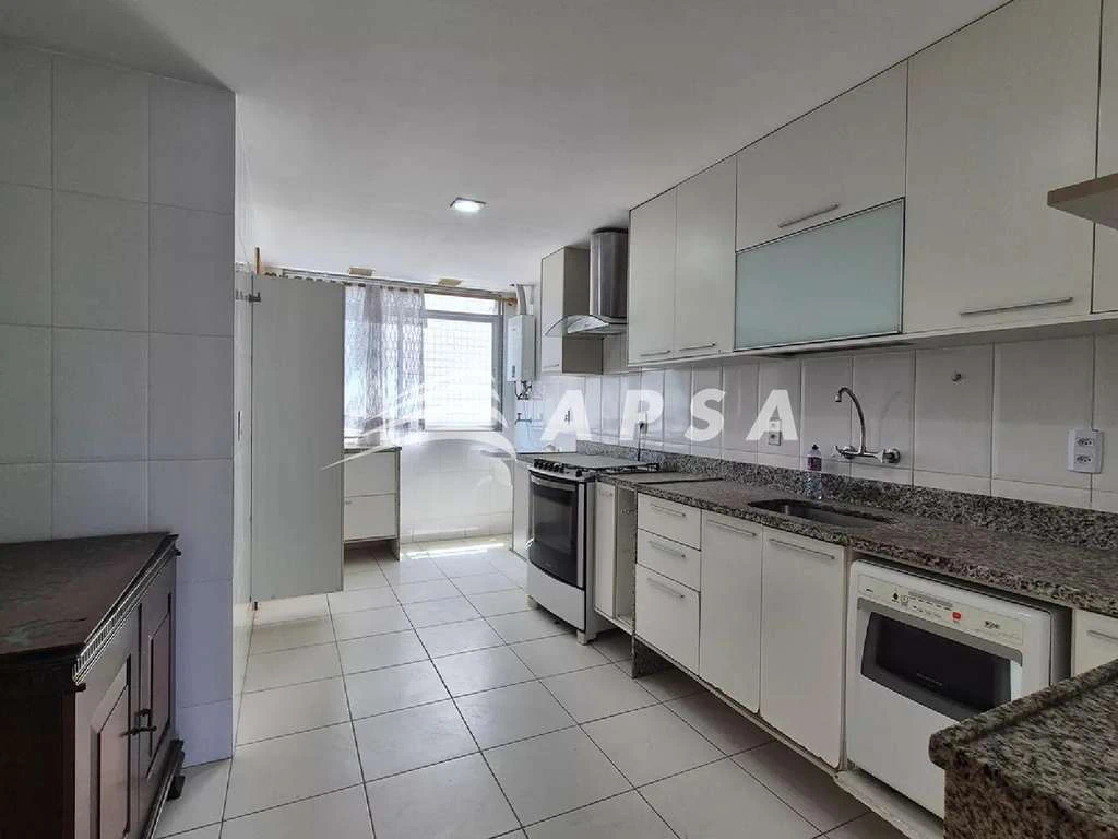 Furnished 300 m² duplex with 3 bedrooms and 3 baths — photo 8