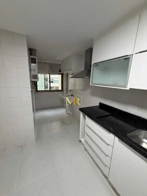 Apartment, 170 m², with a jacuzzi — photo 14