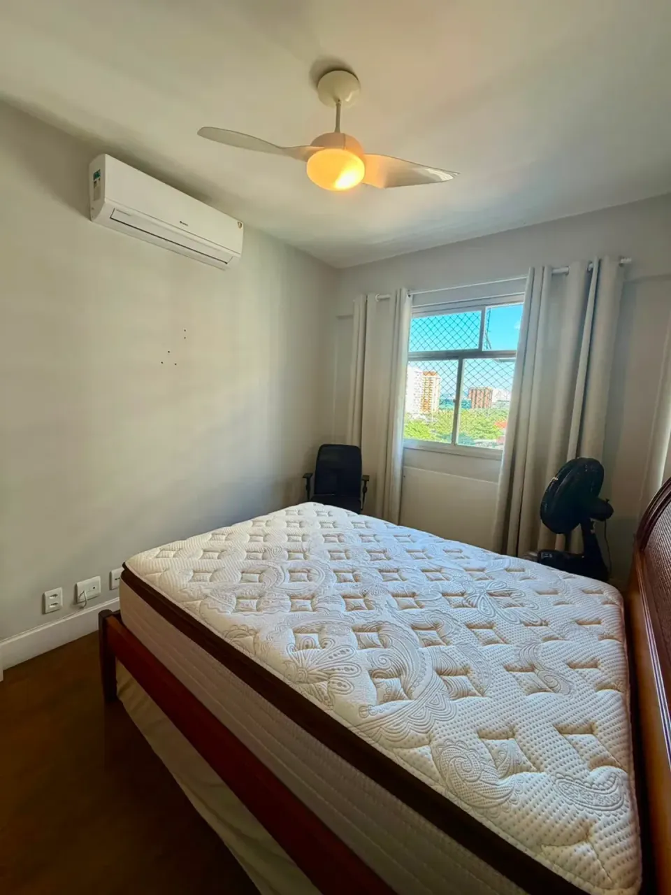 Furnished apartment with 3 bedrooms and 2 bathrooms — photo 16