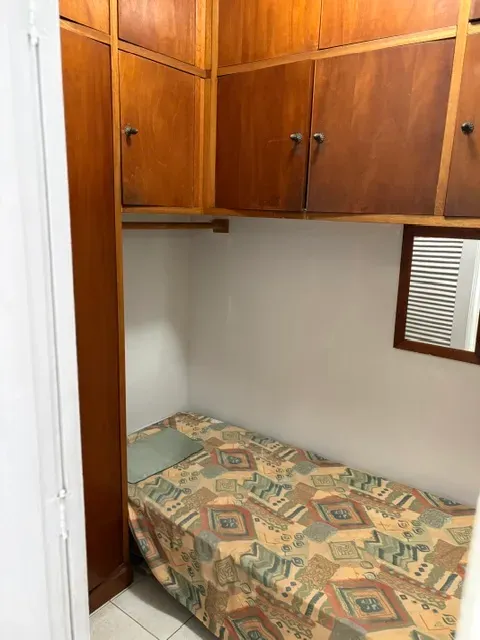 Unfurnished 3-bedroom apartment with 3 bathrooms — photo 41