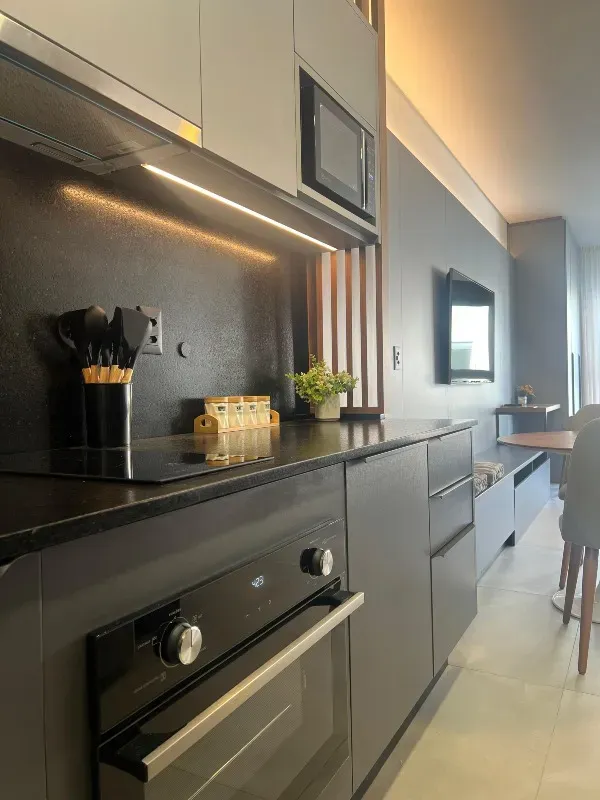 Apartamento mobiliado de 42 m² com cozinha aberta — photo 20