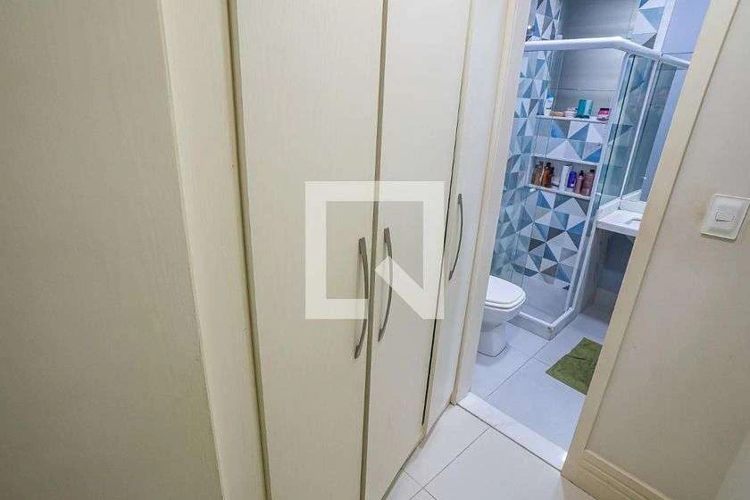 1-bedroom apartment with an open-plan gas kitchen — photo 12