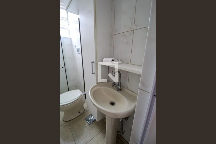 Apartamento sin amueblar de 1 dormitorio y balcón — photo 15