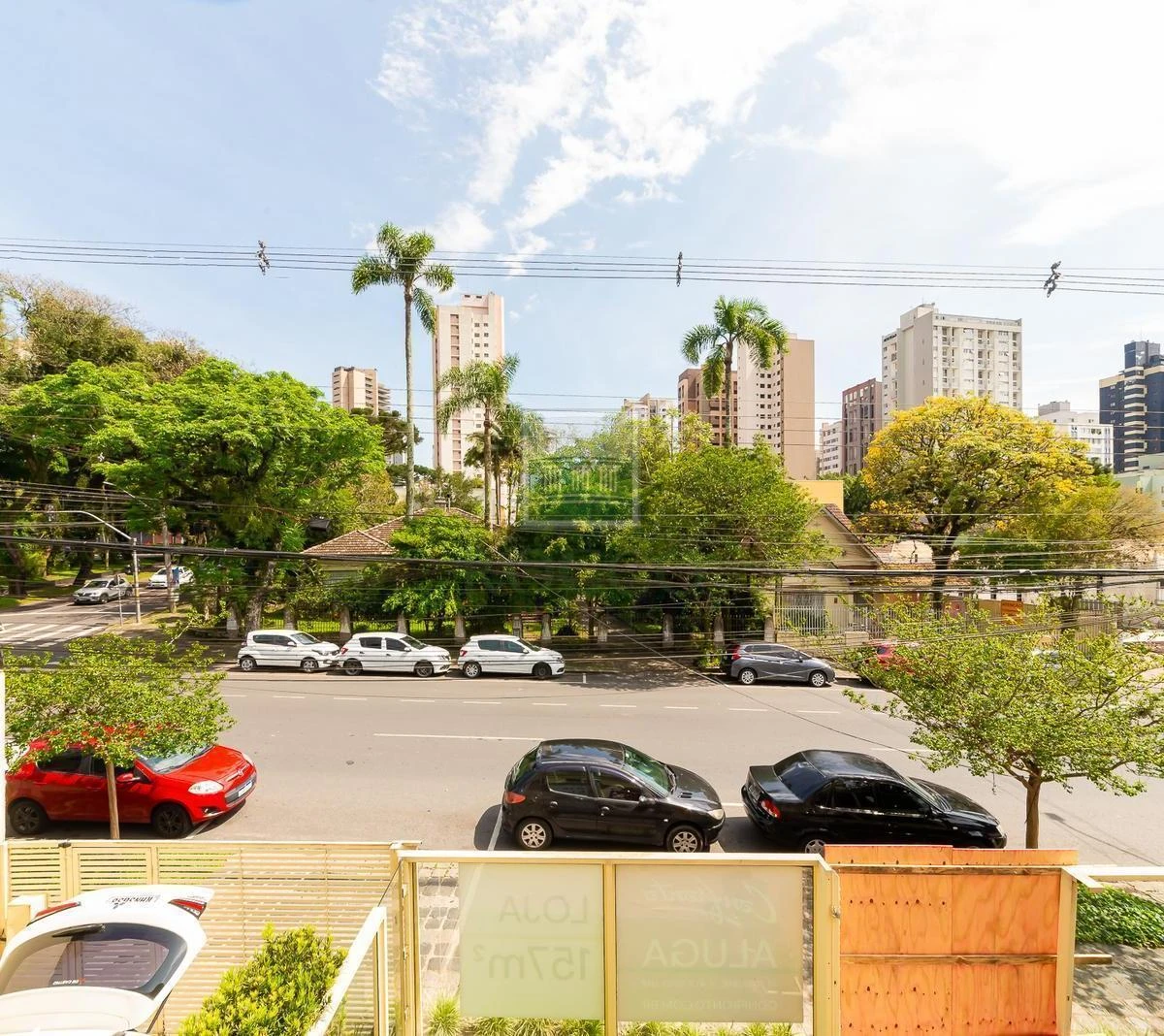3-bedroom apartment with a washing machine in Curitiba — photo 34