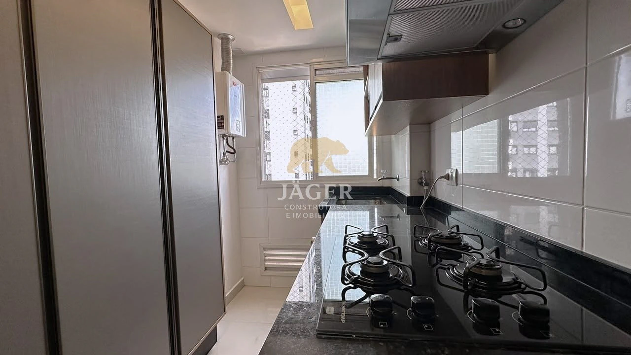 2-bedroom apartment with a home office — photo 11