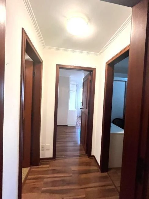 Apartamento de 77 m² com secadora e closet — photo 8