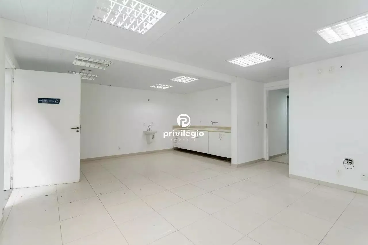 4-bedroom house with a home office in Rio de Janeiro — photo 14