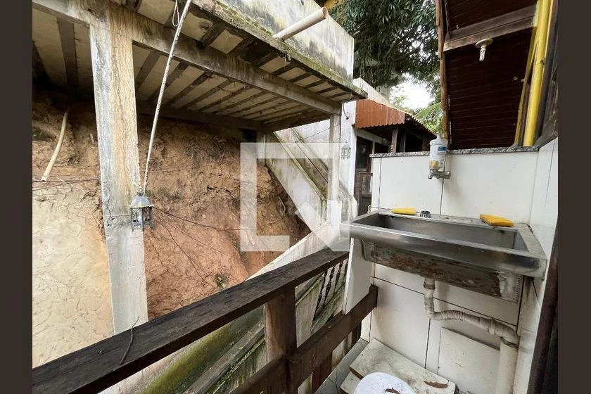 Casa com 2 quartos e varanda, 50 m² — photo 29