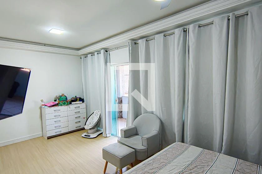 3-bedroom house with a walk-in closet in Rio de Janeiro — photo 20