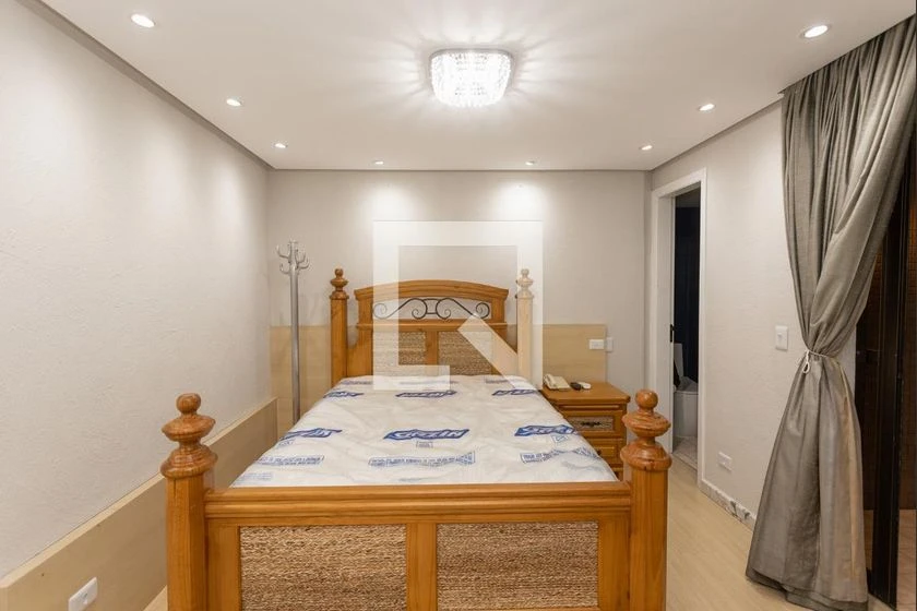 Studio with en-suite bedroom and a balcony — photo 6