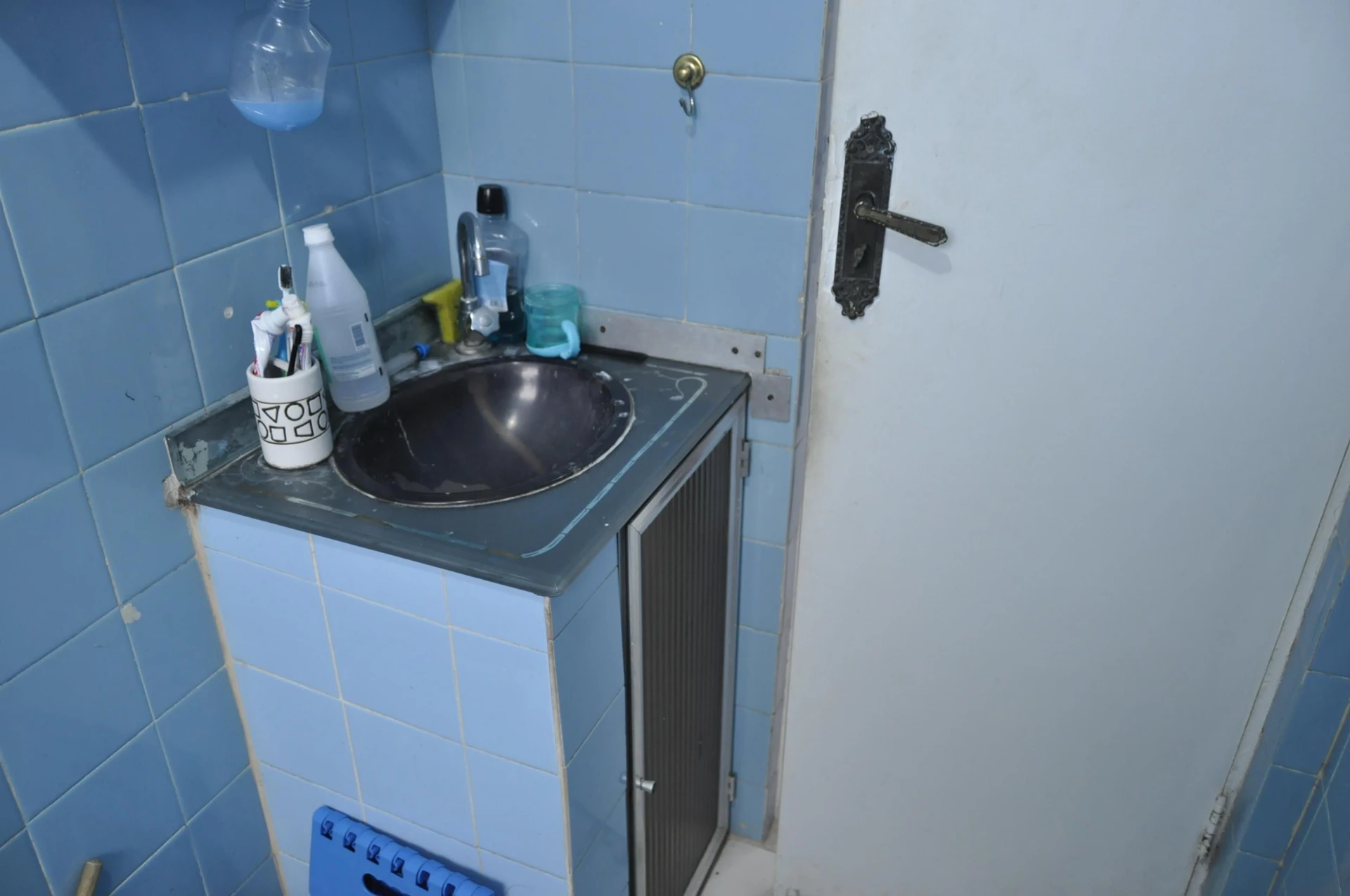 Furnished 2-bedroom apartment with private garden and 1 bath — photo 22