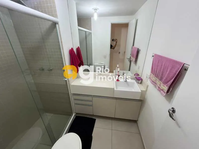 2-bedroom apartment with a home office — photo 13