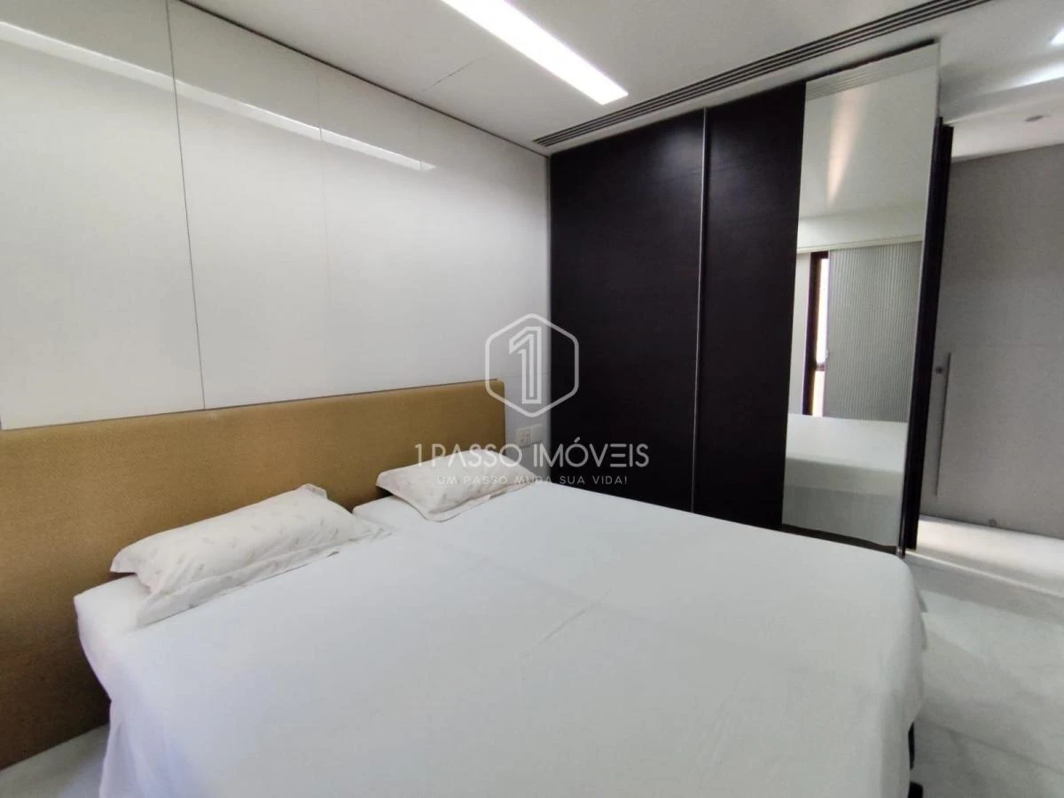 82 m² apartment with 2 en-suite bedrooms and balcony — photo 13