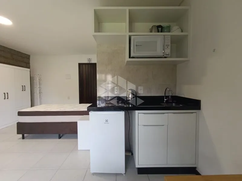 Casa de 1 dormitorio con lavadora en Florianópolis — photo 17