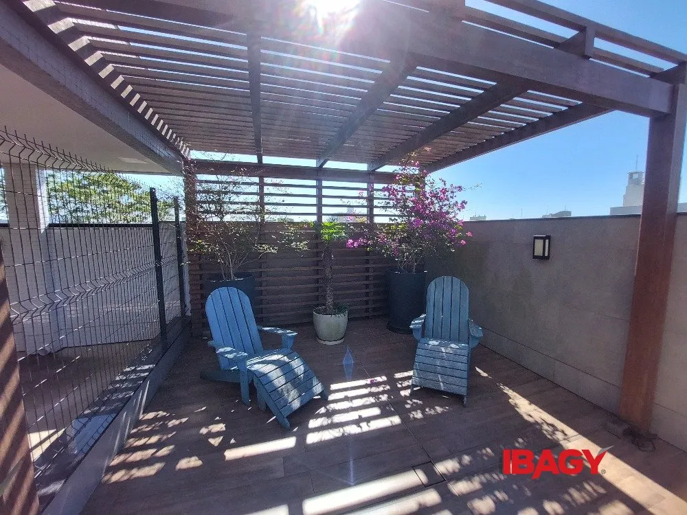 1-bedroom loft with open kitchen and balcony grill — photo 3