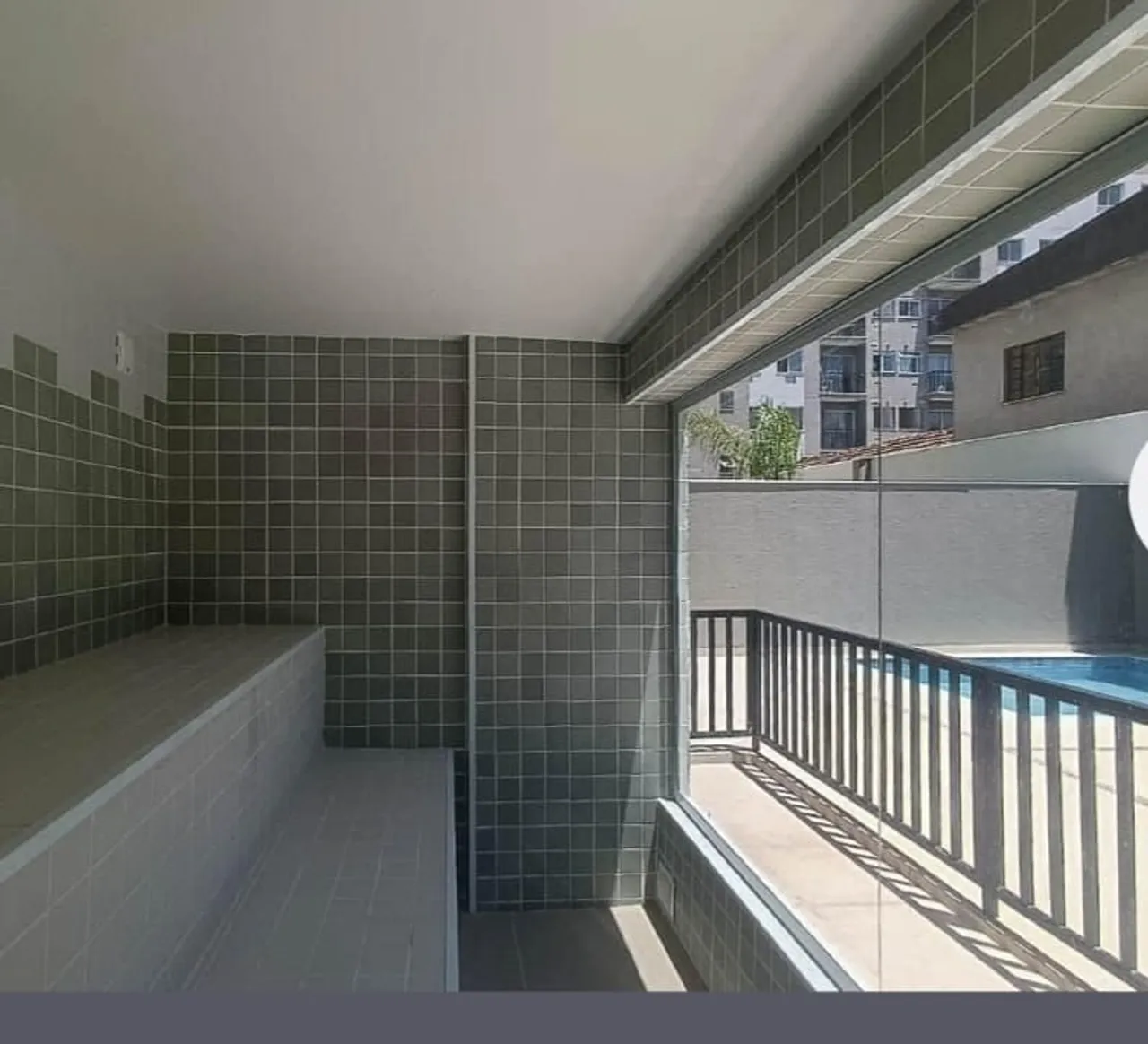 2-bedroom apartment in a building with a gym — photo 13