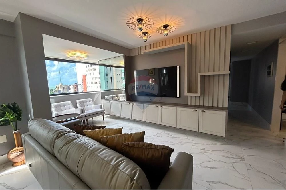 Apartamento de 3 quartos com varanda envidraçada, Tambaú