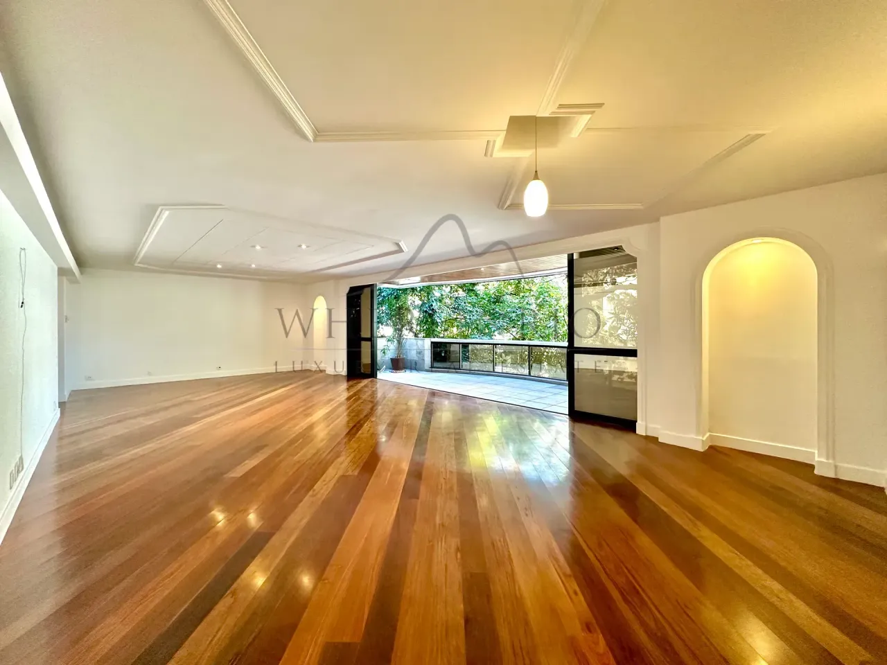 Apartment with air conditioning and 4 bedrooms