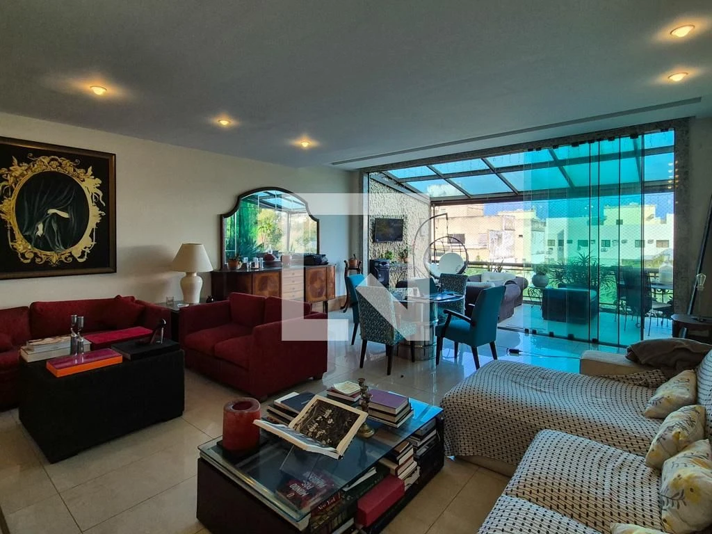 Furnished apartment with 5 en-suite bedrooms and terrace — photo 27