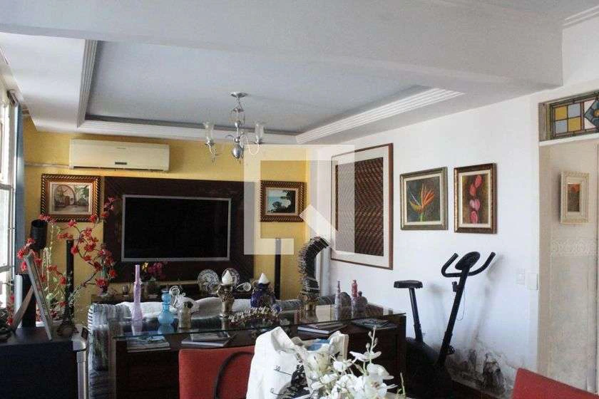 Condominium house with 4 bedrooms and 200 m² — photo 10