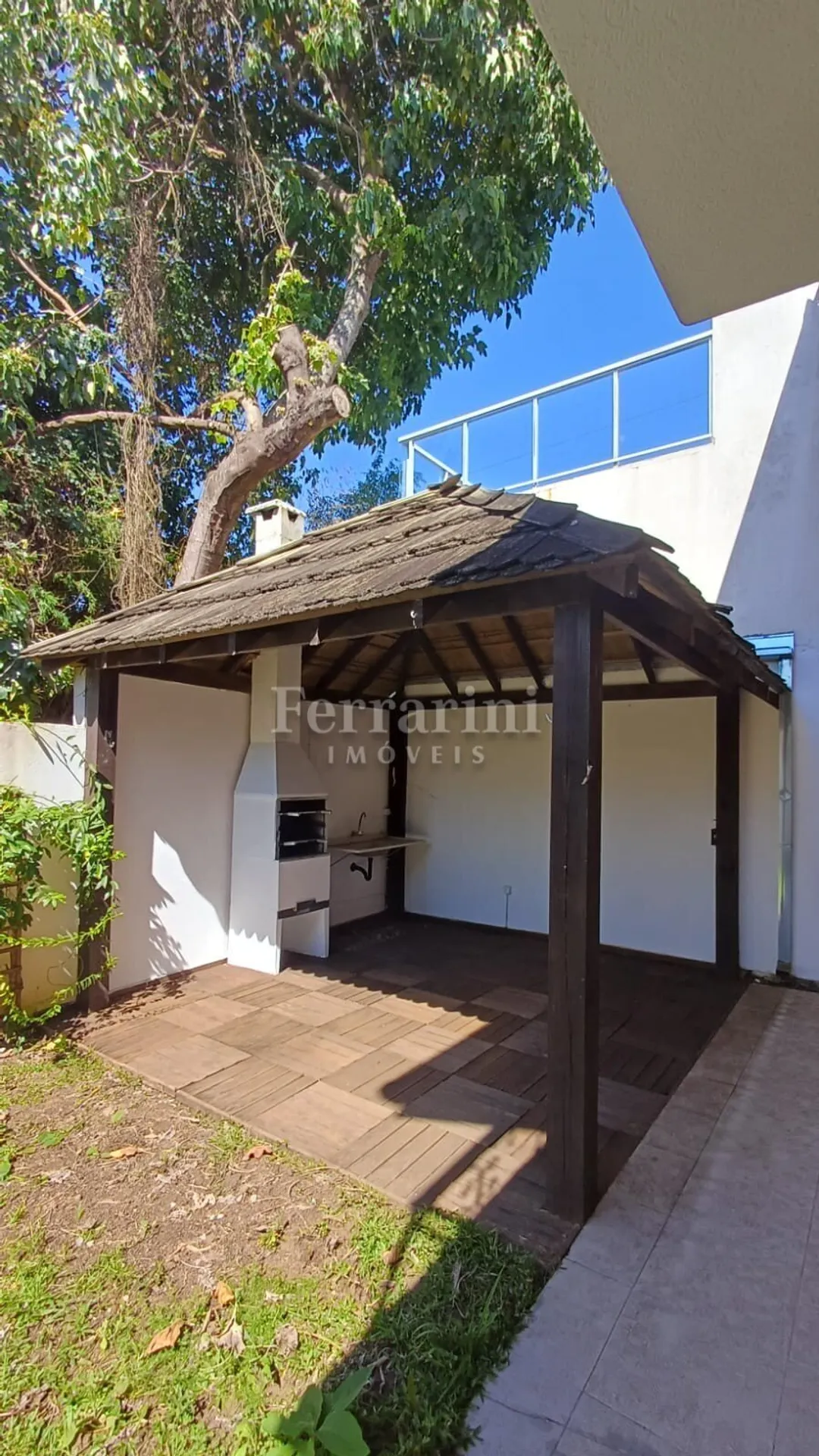 Rental house with 3 bedrooms and 4 bathrooms — photo 24