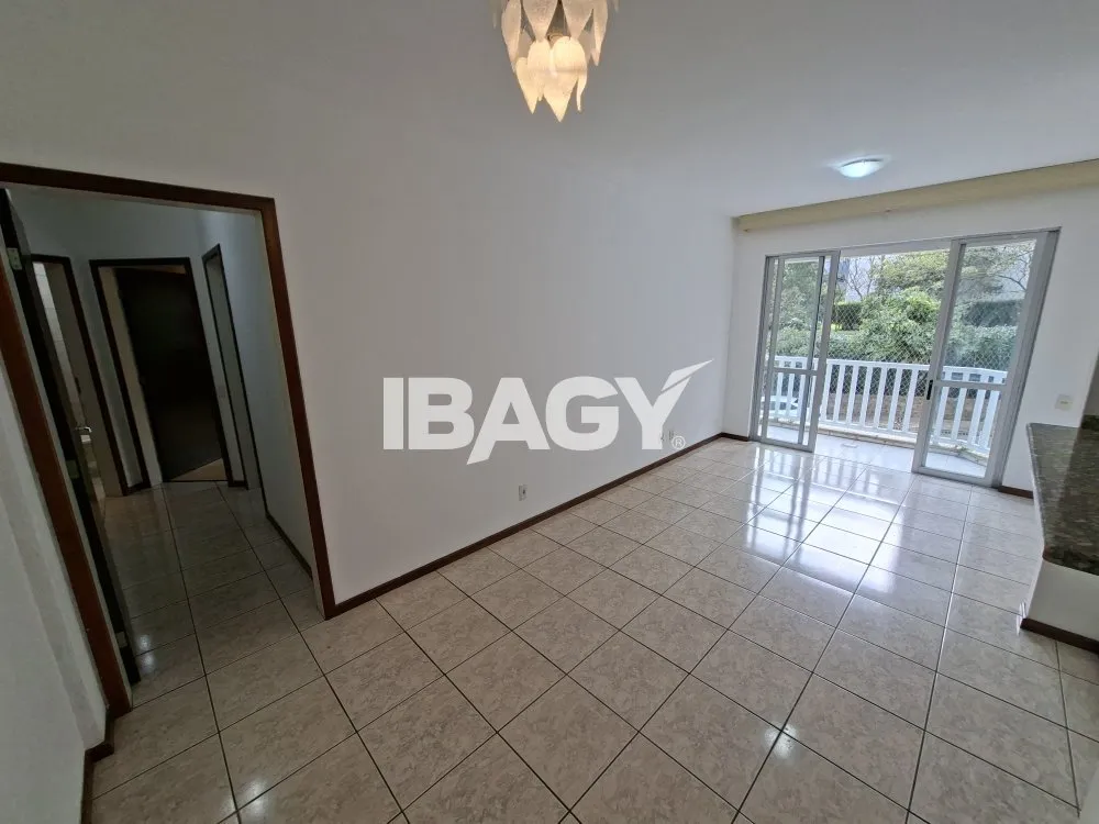 Apartment with 2 bedrooms, gas kitchen, and 1 parking spot
