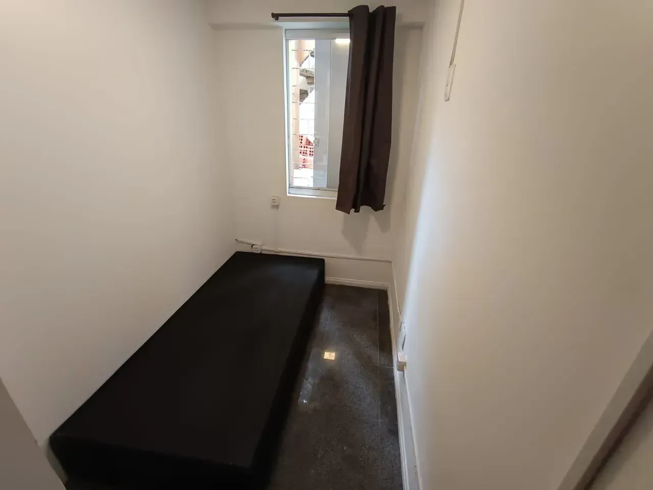 Furnished studio with closed kitchen and 1 parking space — photo 5