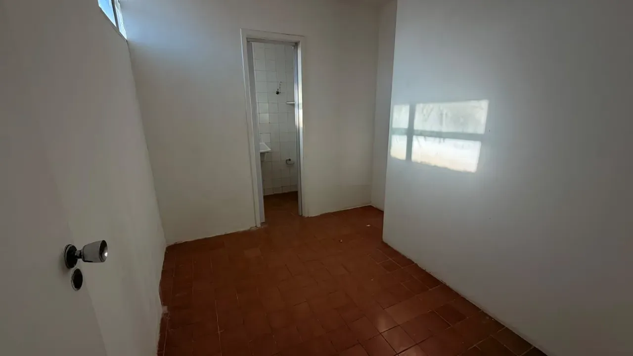 Floor-to-ceiling windows in a 3-bedroom apartment, 160 m² — photo 12