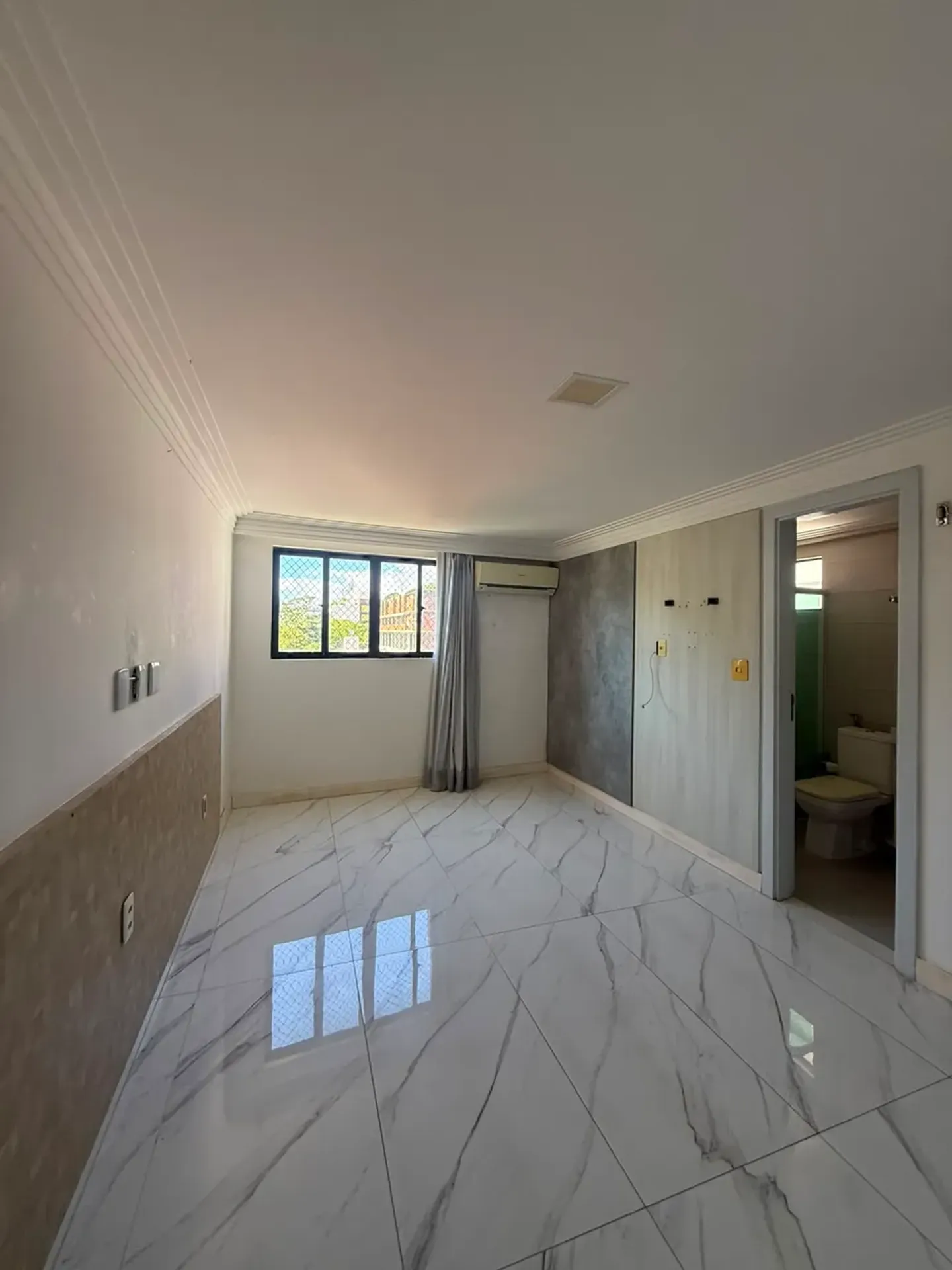 Apartamento, 210 m², com closet — photo 13
