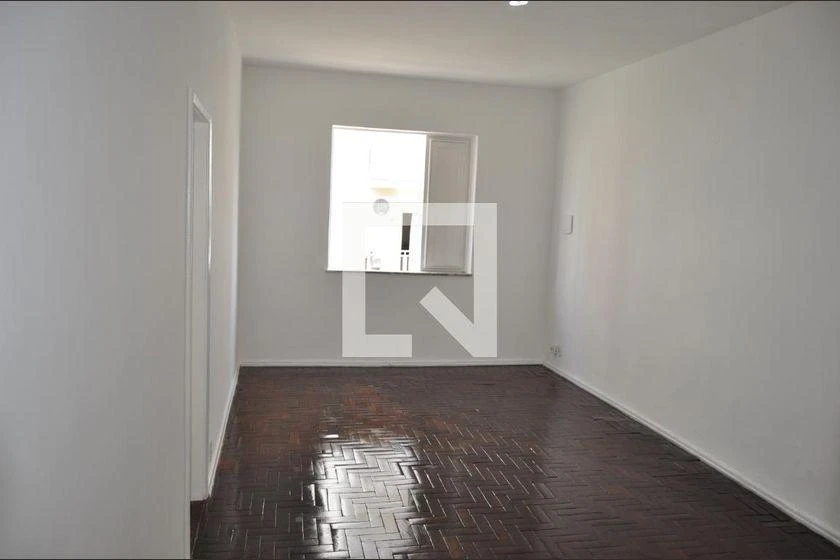House, 85 m², with wood or laminate floors — photo 8