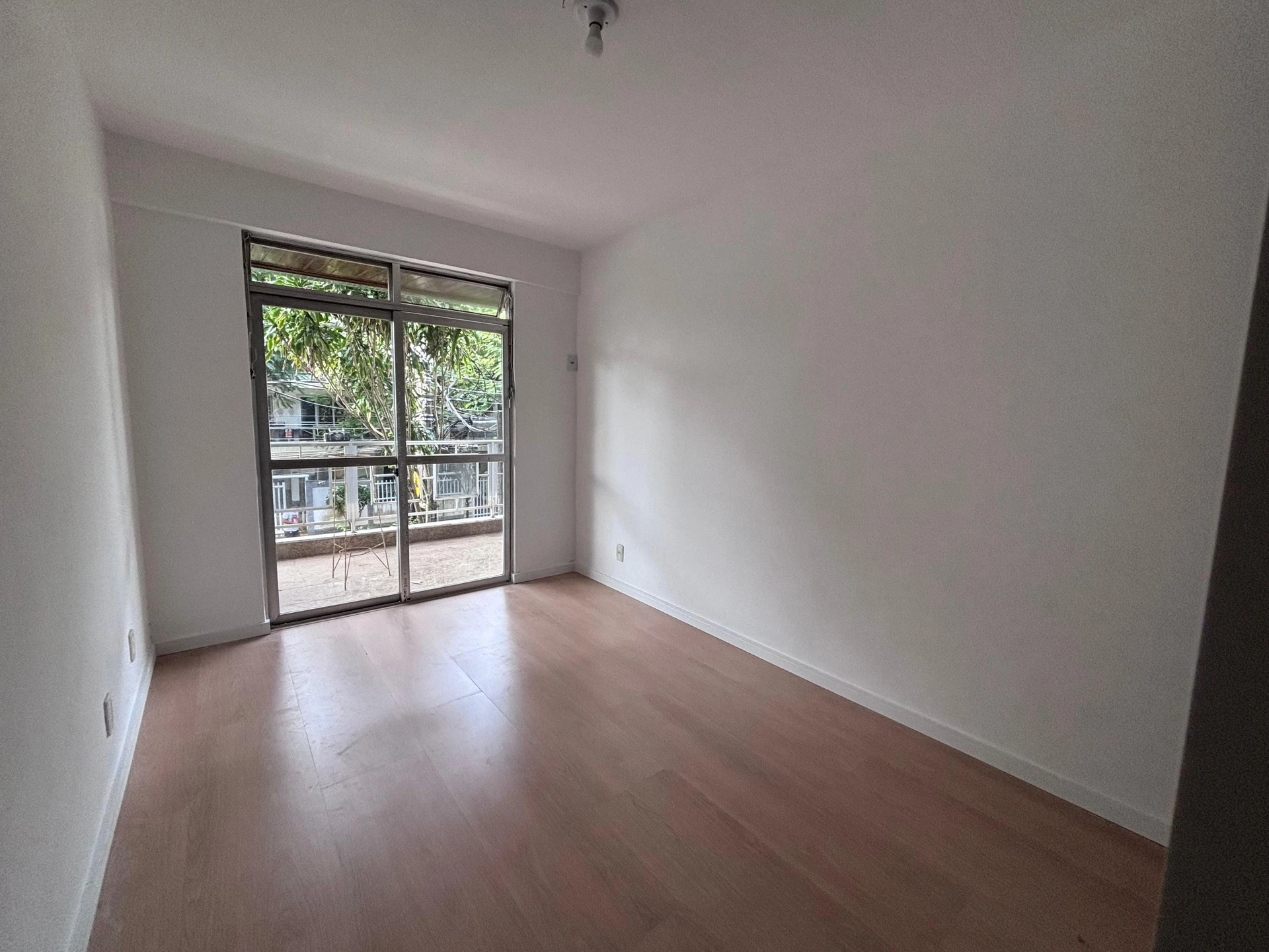 Apartamento sem mobília com 2 quartos e 2 banheiros — photo 27