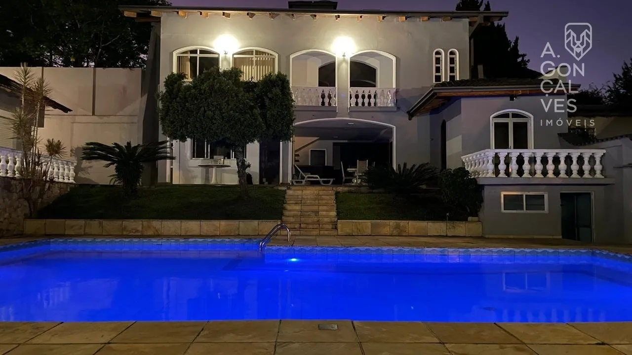 Furnished house with 5 bedrooms and a gas kitchen