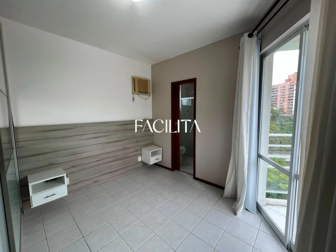 1st-floor apartment with 2 bedrooms and 1 en-suite — photo 20
