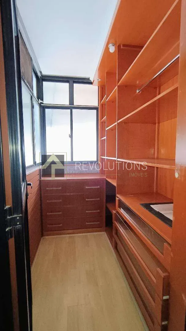 3-bedroom apartment with 1 suite and 4 bathrooms — photo 38