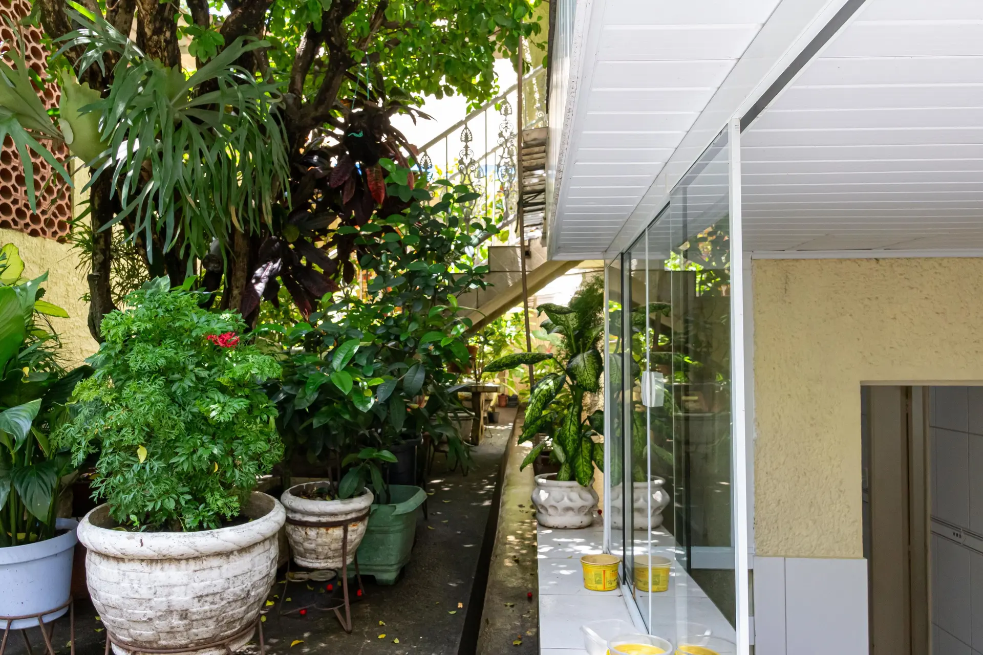 Casa com 3 quartos, 3 banheiros e jardim privativo — photo 39