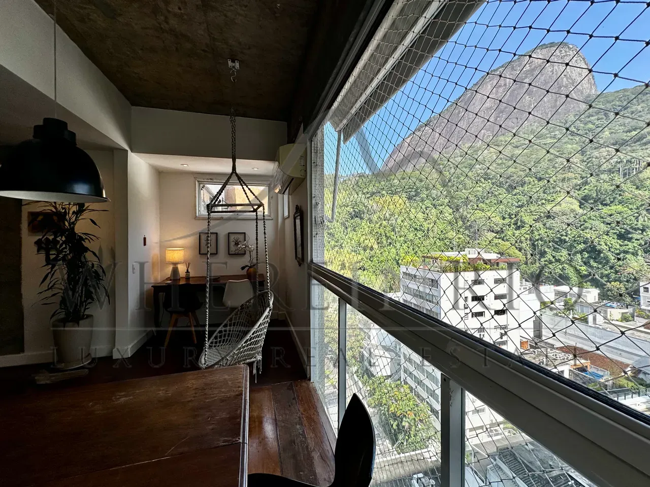 Apartment on the 1st floor with floor-to-ceiling windows — photo 22