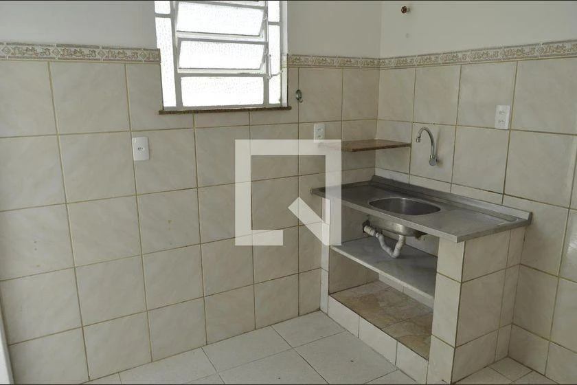 House, 85 m², with wood or laminate floors — photo 2