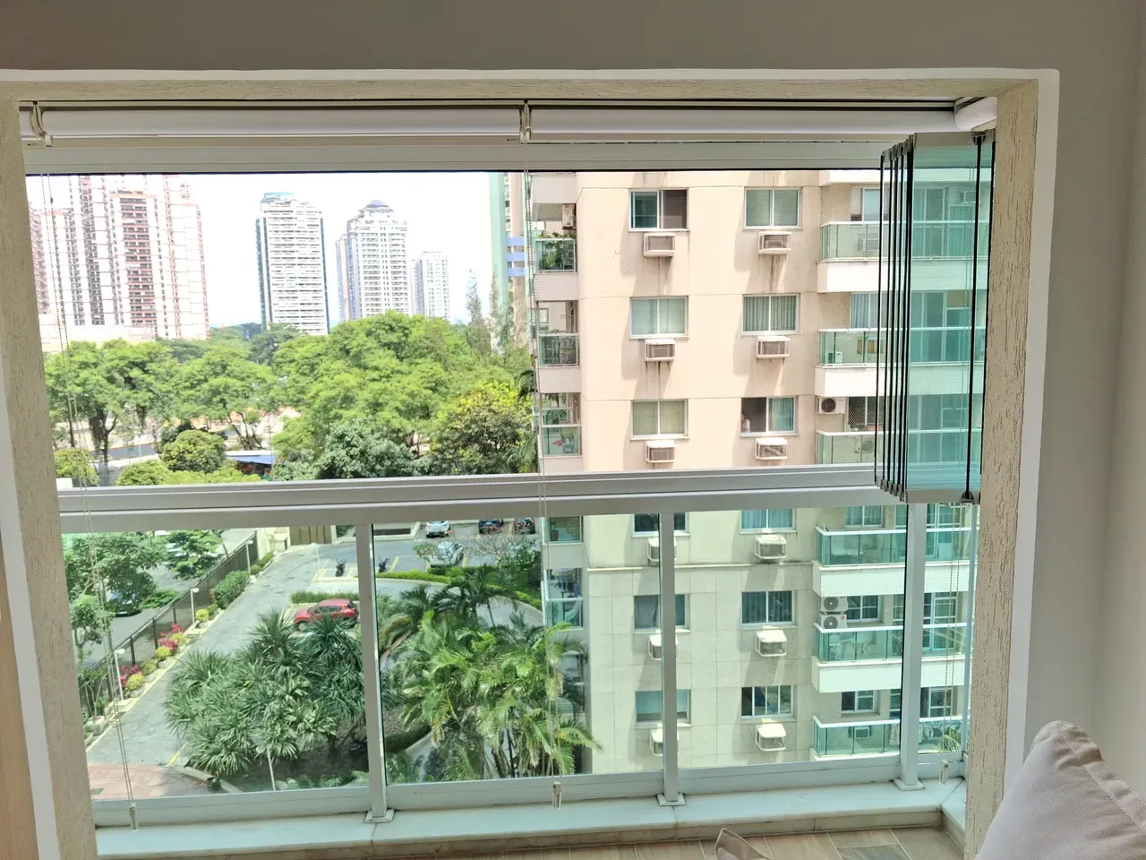 One-bedroom apartment with a dishwasher in Rio de Janeiro — photo 10